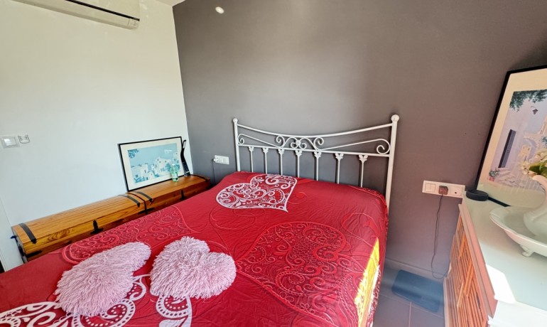 Venta - Apartamento / piso -
Villamartin