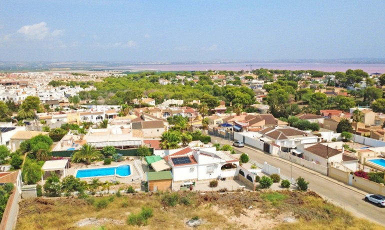 Herverkoop - Plot -
Torrevieja* - Los Balcones - Los Altos del Edén