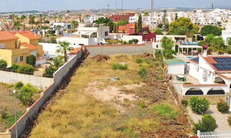 Herverkoop - Plot -
Torrevieja* - Los Balcones - Los Altos del Edén