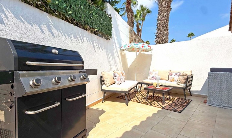 Venta - Villa -
Orihuela Costa - Villamartín