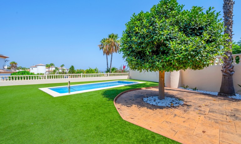 Herverkoop - Villa -
Benissa* - Benissa