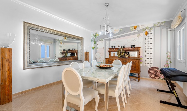 Herverkoop - Villa -
Benissa* - Benissa