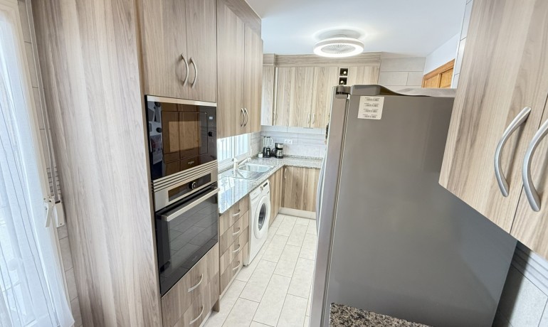 Herverkoop - Huis -
Orihuela Costa* - La Zenia