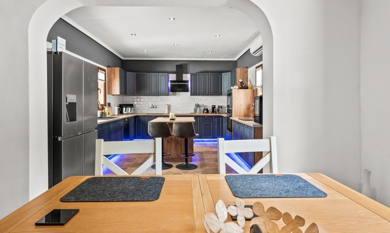 Herverkoop - Finca / Landgoed -
Torremendo