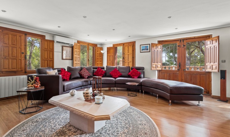 Herverkoop - Finca / Landgoed -
Torremendo