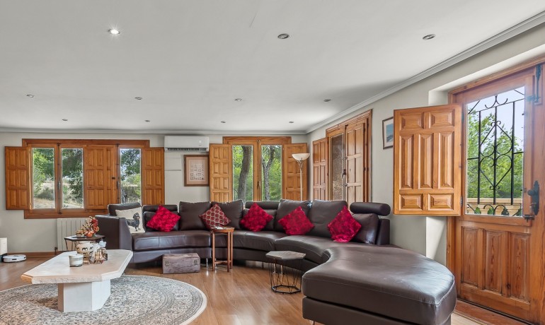 Herverkoop - Finca / Landgoed -
Torremendo