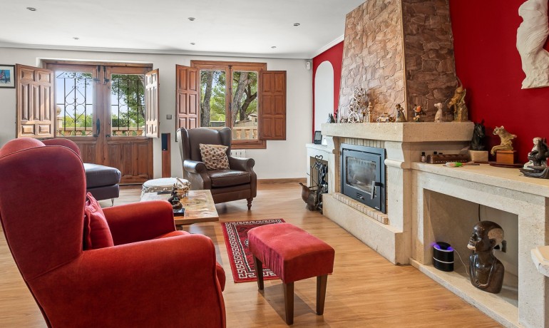 Herverkoop - Finca / Landgoed -
Torremendo