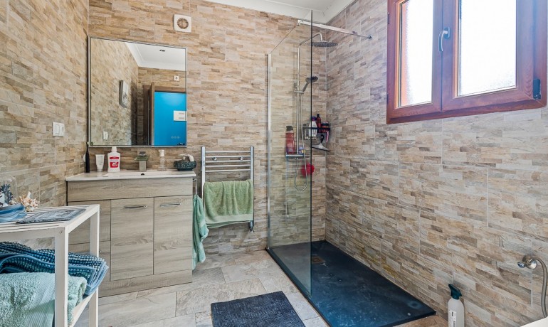 Herverkoop - Finca / Landgoed -
Torremendo