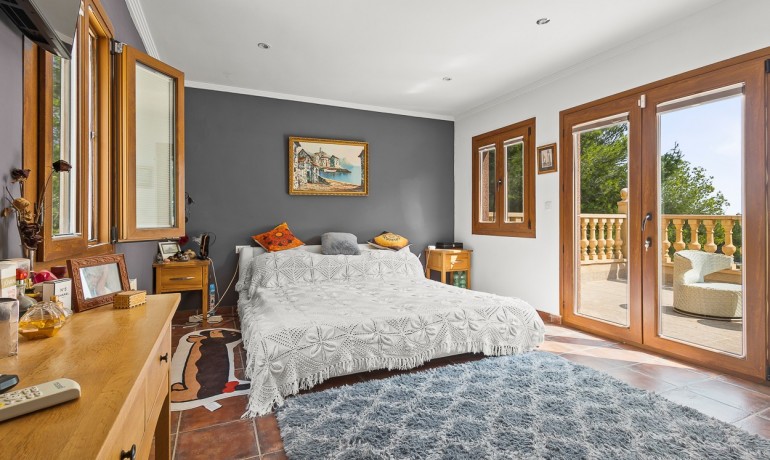 Herverkoop - Finca / Landgoed -
Torremendo