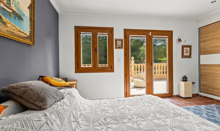 Herverkoop - Finca / Landgoed -
Torremendo