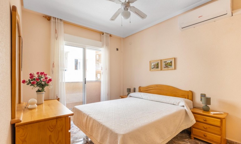 Venta - Apartamento / piso -
Los Alcázares - Centro