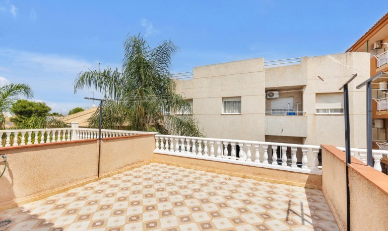 Venta - Apartamento / piso -
Los Alcázares - Centro