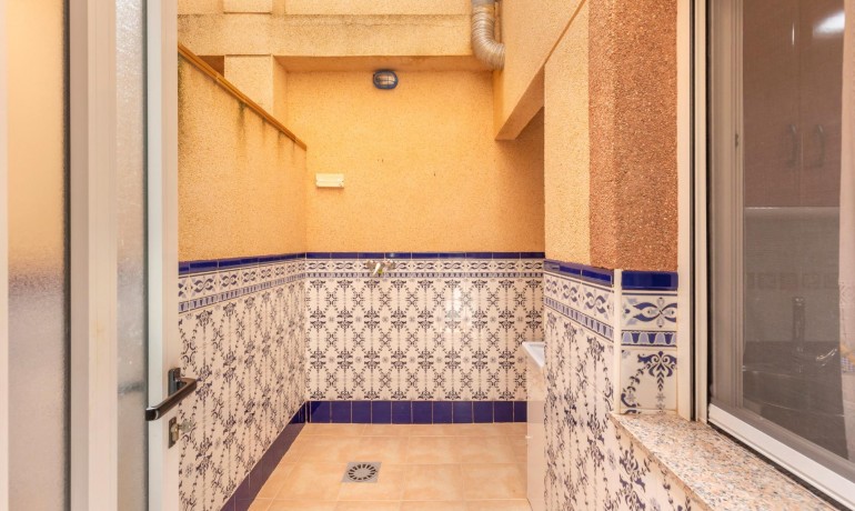 Venta - Apartamento / piso -
Los Alcázares - Centro
