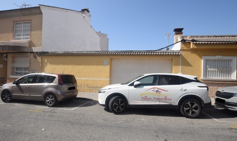 Venta - Casa -
Los Montesinos