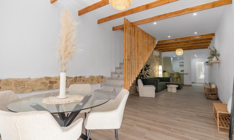 Venta - Apartamento / piso -
Torrevieja - torrevieja