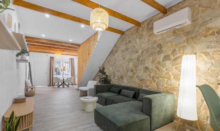 Venta - Apartamento / piso -
Torrevieja - torrevieja