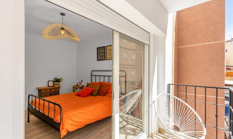 Venta - Apartamento / piso -
Torrevieja - torrevieja