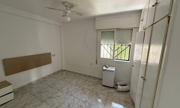 Herverkoop - Huis -
Torrevieja* - Carrefour