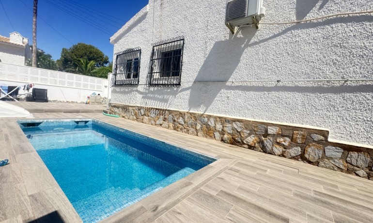 Venta - Villa -
Blue Lagoon