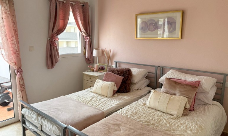 Herverkoop - Villa -
Orihuela Costa* - Orihuela Costa Alicante