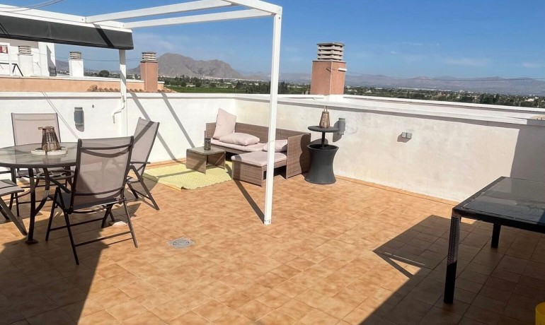 Venta - Apartamento / piso -
Algorfa