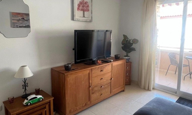 Venta - Apartamento / piso -
Algorfa