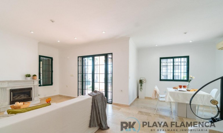 Herverkoop - Villa -
Orihuela Costa* - Villamartín-Las Filipinas