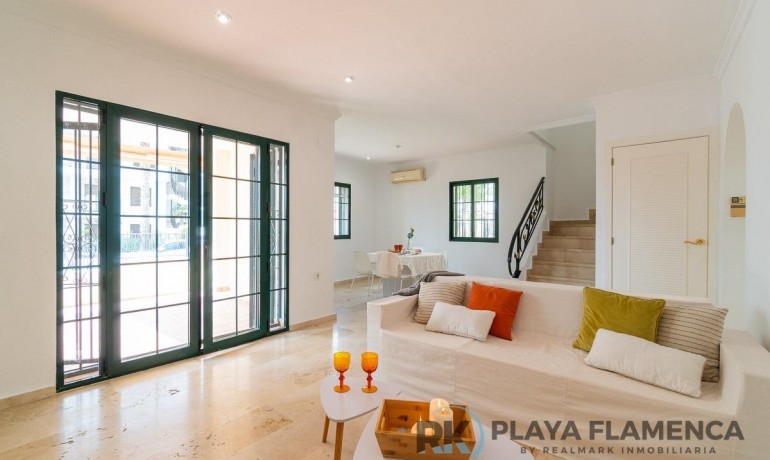 Herverkoop - Villa -
Orihuela Costa* - Villamartín-Las Filipinas