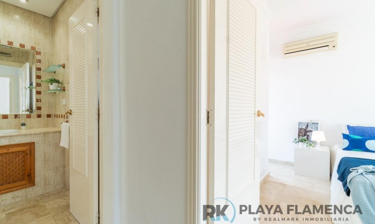 Herverkoop - Villa -
Orihuela Costa* - Villamartín-Las Filipinas