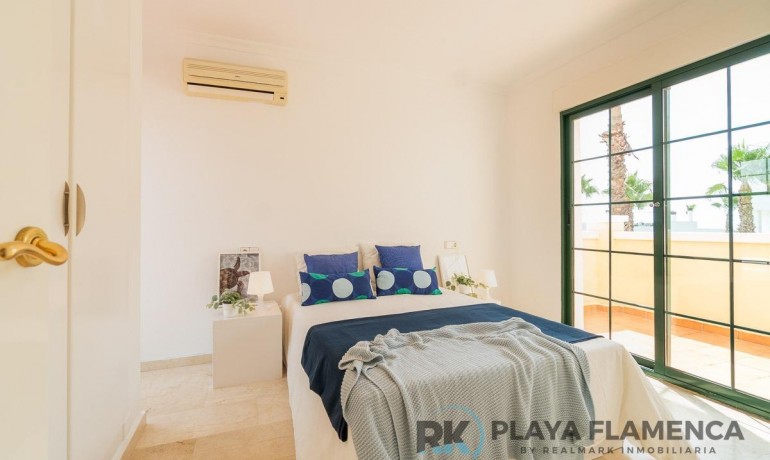 Herverkoop - Villa -
Orihuela Costa* - Villamartín-Las Filipinas