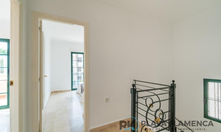 Herverkoop - Villa -
Orihuela Costa* - Villamartín-Las Filipinas