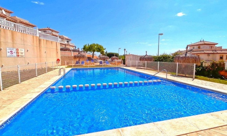 Herverkoop - Appartement / Flat -
Orihuela Costa* - Lomas de Cabo Roig*