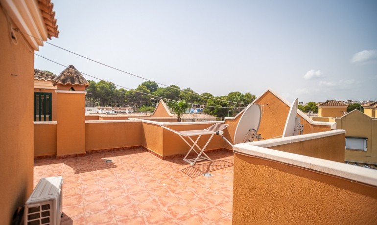 Venta - Casa -
Torrevieja - LOS BALCONES - LOS ALTOS