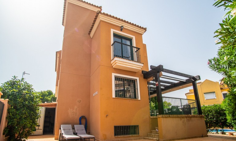 Venta - Casa -
Torrevieja - LOS BALCONES - LOS ALTOS