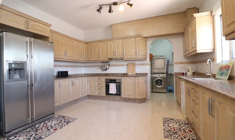 Herverkoop - Finca / Landgoed -
Catral* - Catral - Country