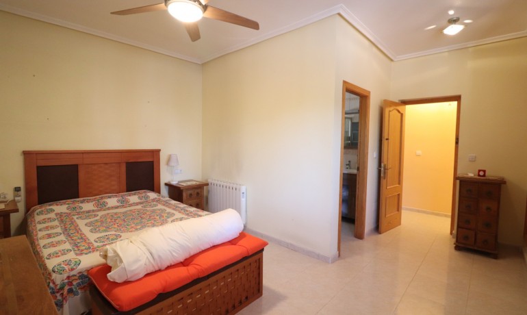 Herverkoop - Finca / Landgoed -
Catral* - Catral - Country