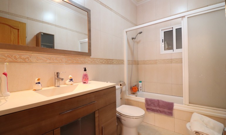 Herverkoop - Finca / Landgoed -
Catral* - Catral - Country