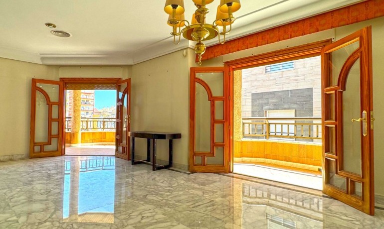 Revente - Appartement / Flat -
San Pedro del Pinatar* - San Pedro Del Pinatar