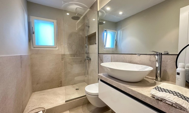 Herverkoop - Villa -
Costa de la Calma - Calvià