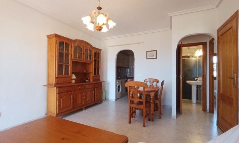 Revente - Appartement / Flat -
Torrevieja* - Torrevieja
