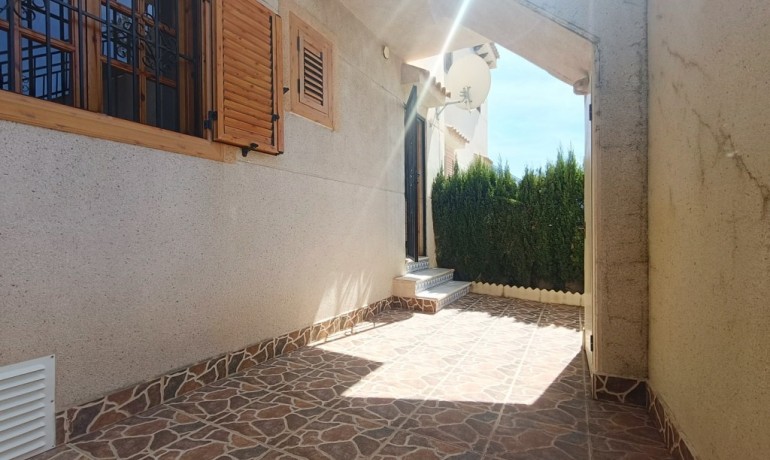 Revente - Appartement / Flat -
Torrevieja* - Torrevieja