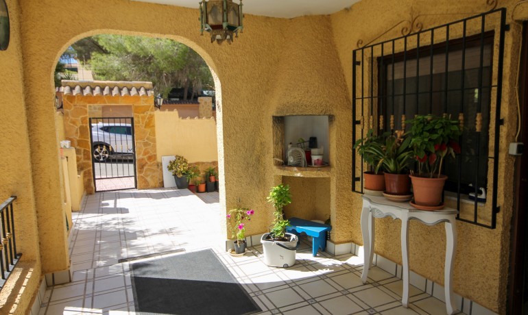 Herverkoop - Villa -
Orihuela Costa* - Orihuela Costa Alicante