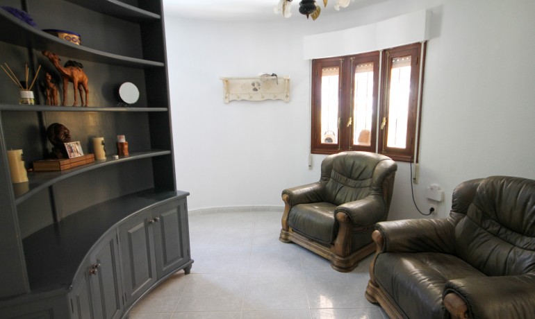 Herverkoop - Villa -
Orihuela Costa* - Orihuela Costa Alicante