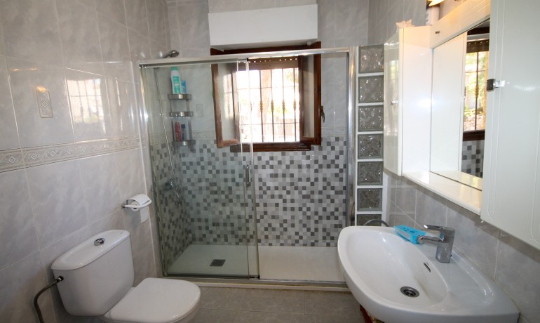 Herverkoop - Villa -
Orihuela Costa* - Orihuela Costa Alicante