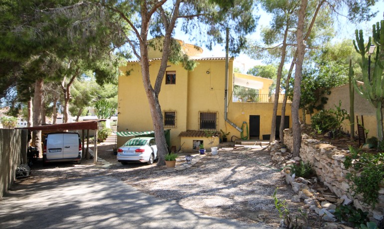 Herverkoop - Villa -
Orihuela Costa* - Orihuela Costa Alicante