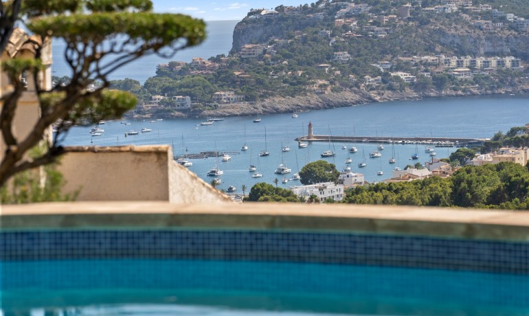 Herverkoop - Villa -
Port d'Andratx - Andratx