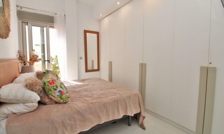 Venta - Villa -
Villamartin