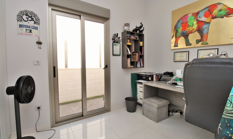 Venta - Villa -
Villamartin