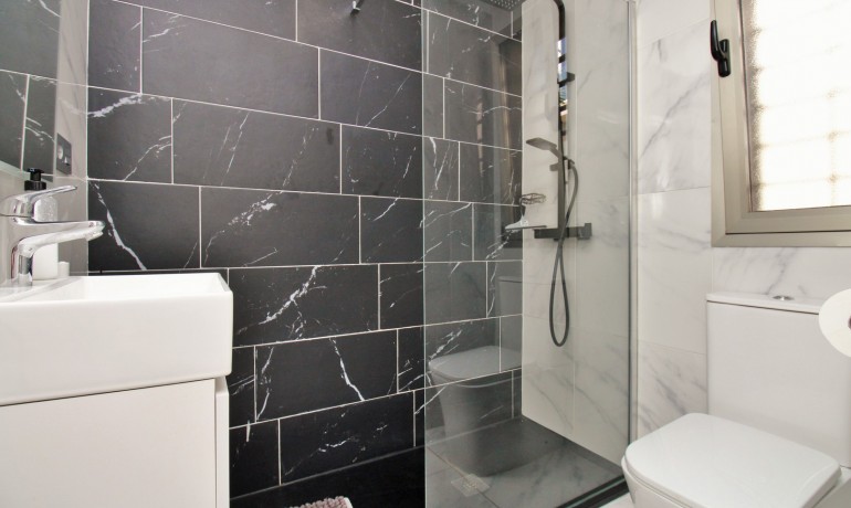 Venta - Villa -
Villamartin