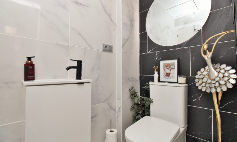 Venta - Villa -
Villamartin